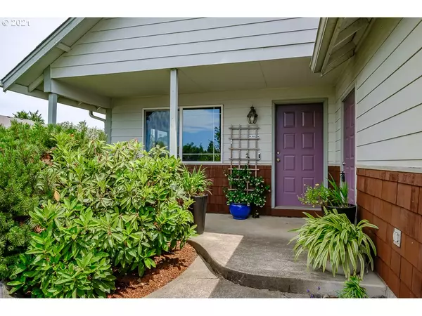 Salem, OR 97317,1438 POLO CT SE