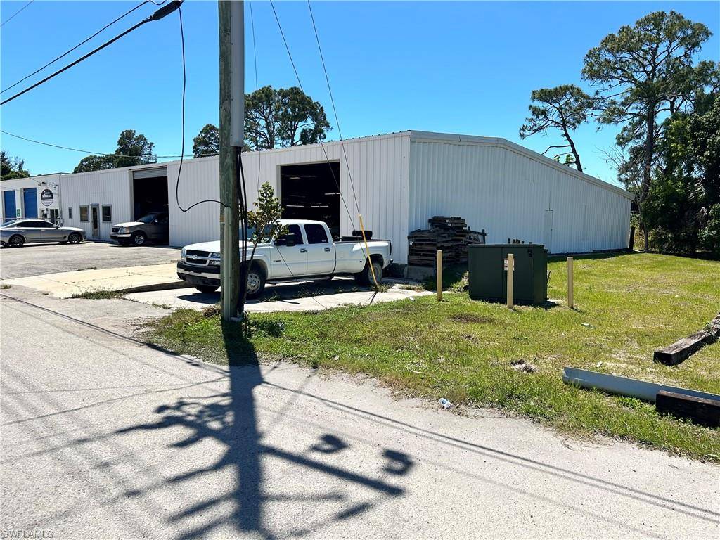 Bonita Springs, FL 34135,27820 Industrial ST