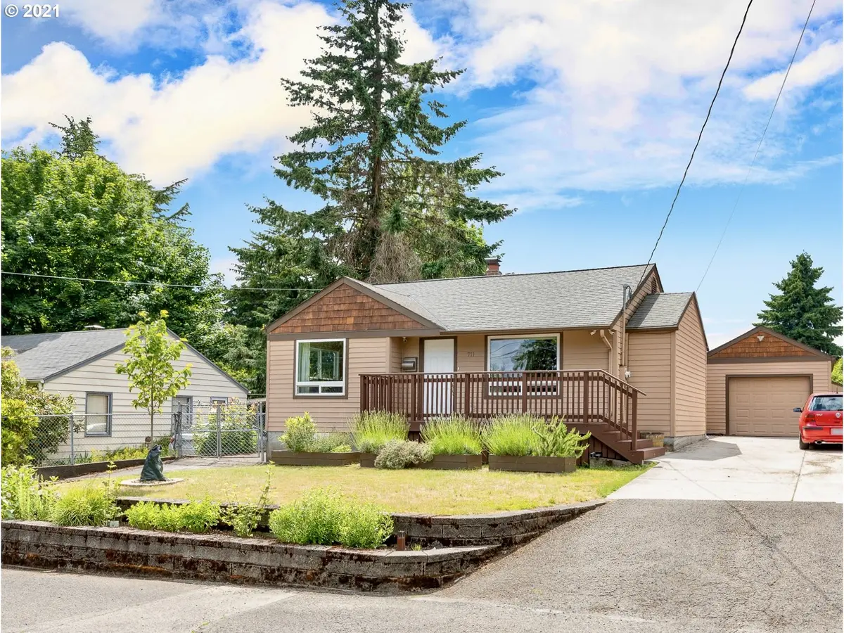 711 NE 111TH AVE, Portland, OR 97220