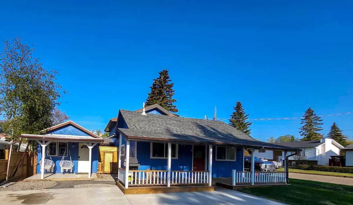 Sylvan Lake, AB T4S 1E4,5019 52 ST #101,102,103