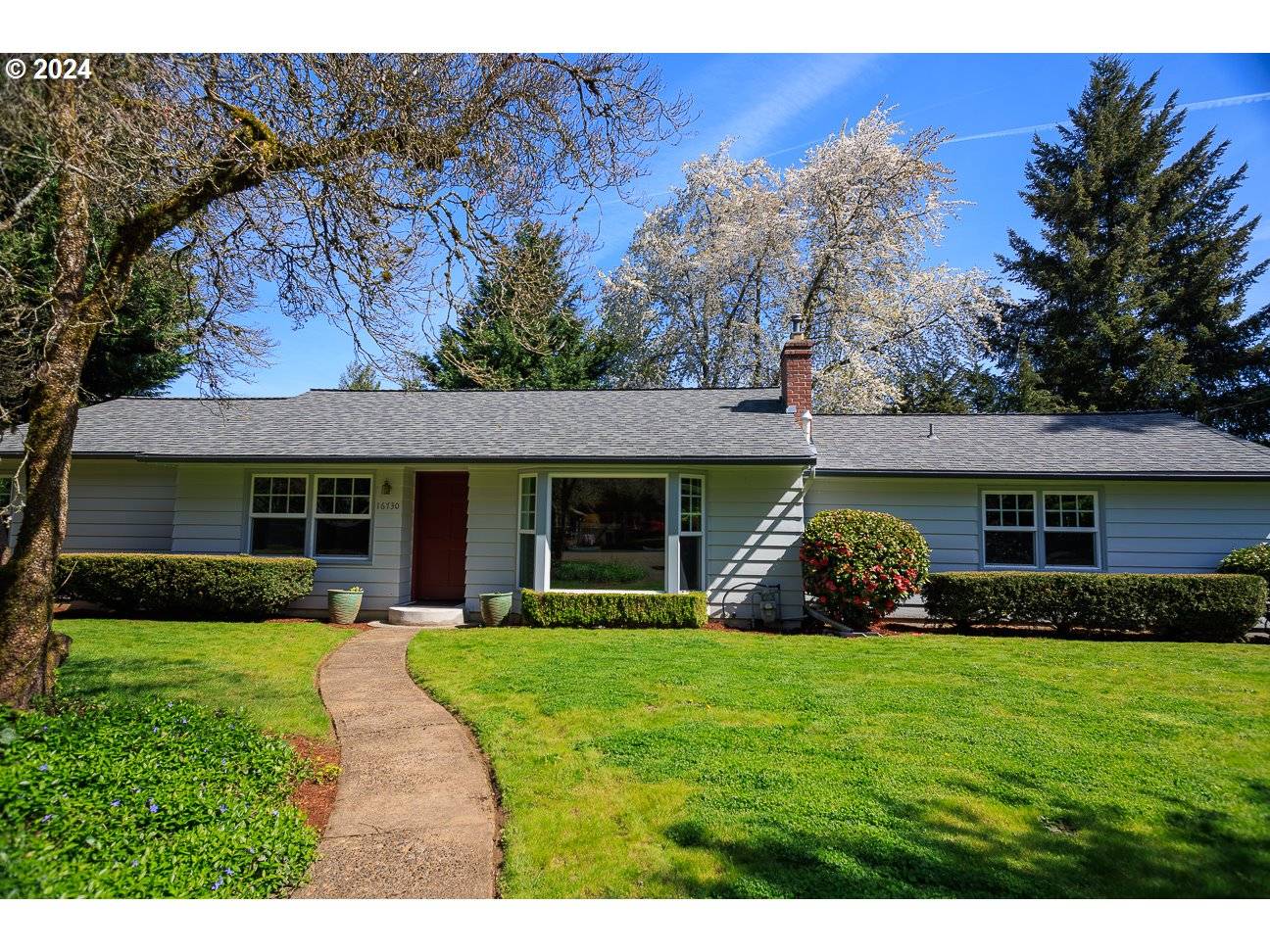 Homes for sale 16730 SE EVERGREEN LN, Milwaukie, OR 97267 MLS2...