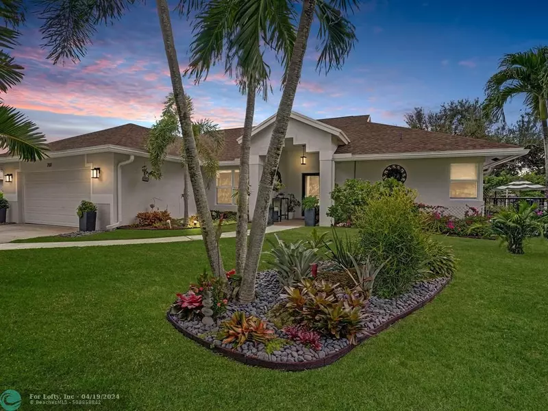 701 Birdie Ct, Delray Beach, FL 33445