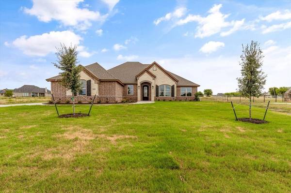 4008 Flat Top Court, Weatherford, TX 76087