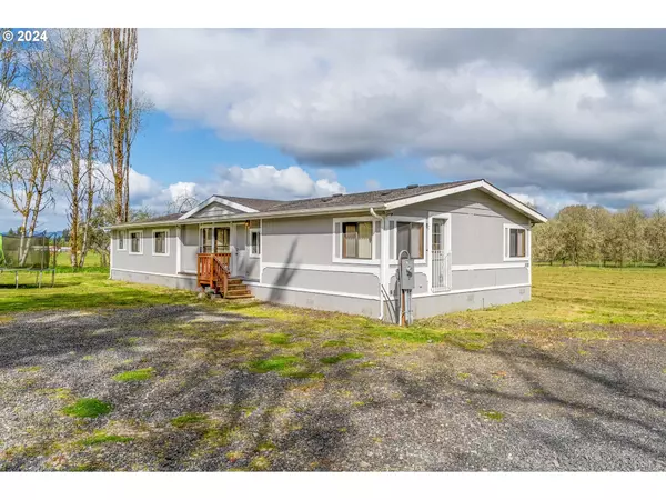 208 SMOKEY VALLEY RD, Toledo, WA 98591