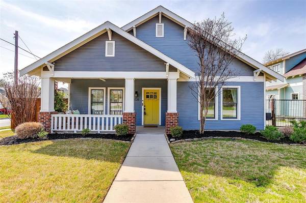 1728 Lipscomb Street, Fort Worth, TX 76110