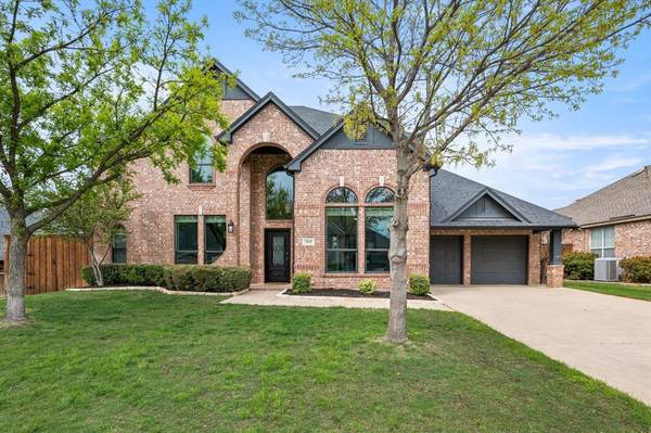 3108 Lake Park Drive, Grapevine, TX 76051