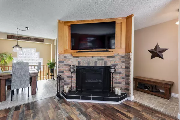 Airdrie, AB T4B 1K6,33 Aspen CRES SE