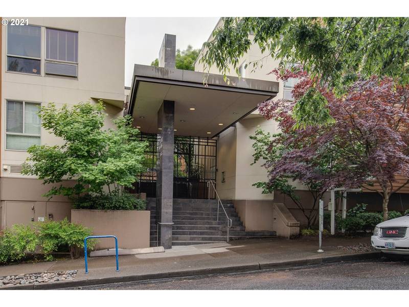 1535 SW CLAY ST #206, Portland, OR 97201