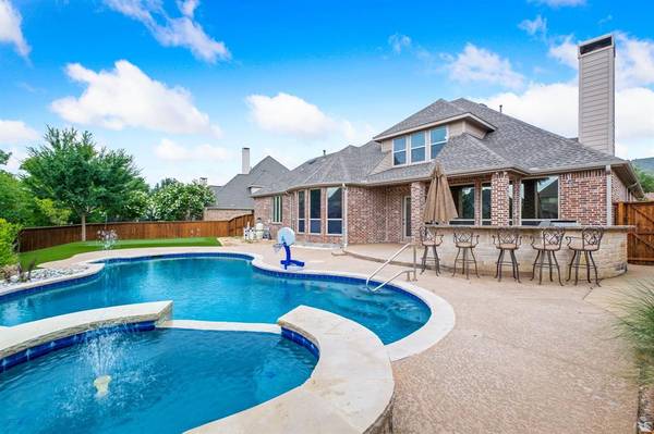 712 Kimbro Avenue, Lantana, TX 76226