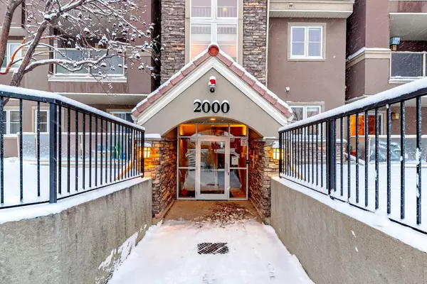 Calgary, AB T3A 3Y2,2034 Edenwold HTS NW #2034