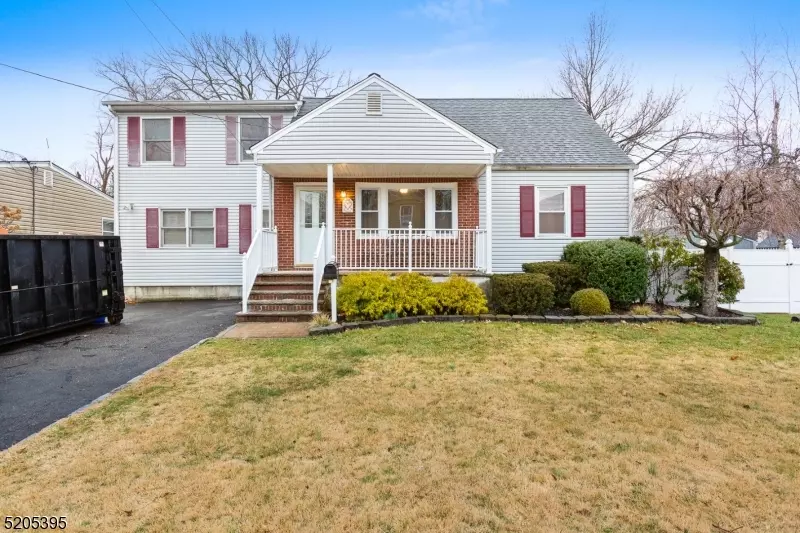 316 Pulaski St, Dunellen Boro, NJ 08812