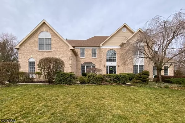 56 Westbury Ct, Montgomery Twp., NJ 08558