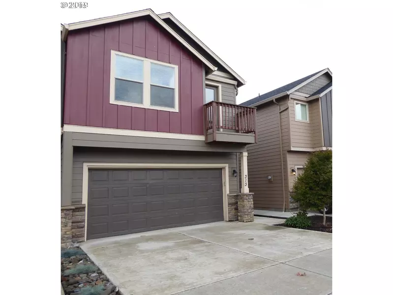 313 N 33RD CT, Ridgefield, WA 98642