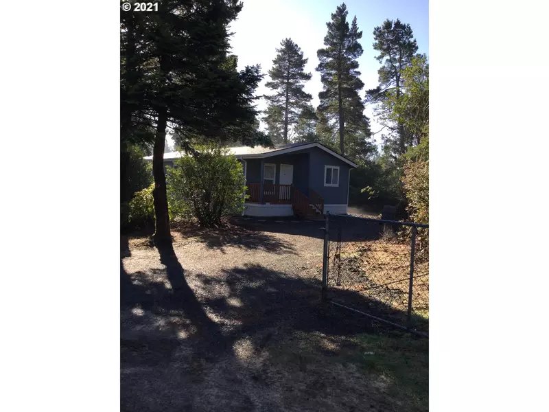 72419 HIGHWAY 101, Lakeside, OR 97449