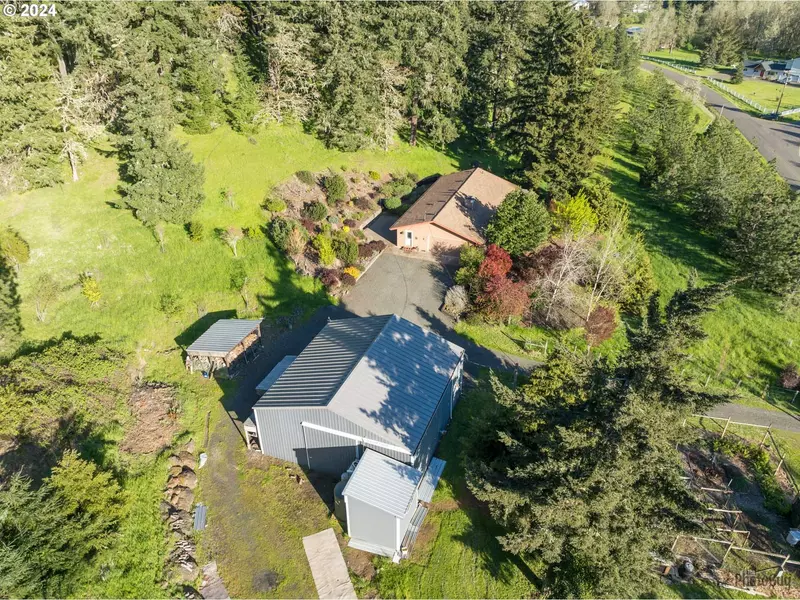 85301 PEACEFUL VALLEY RD, Eugene, OR 97405