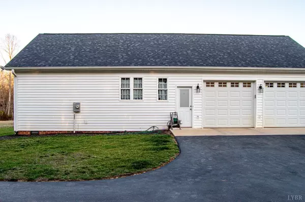 Chatham, VA 24531,7108 Callands RD