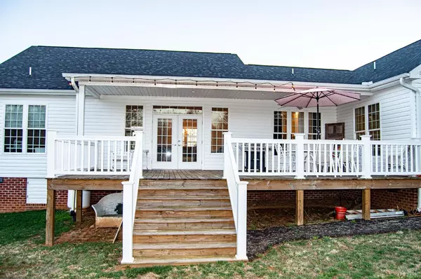 Chatham, VA 24531,7108 Callands RD