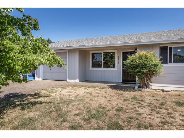 Roseburg, OR 97470,3264 HUGHES ST