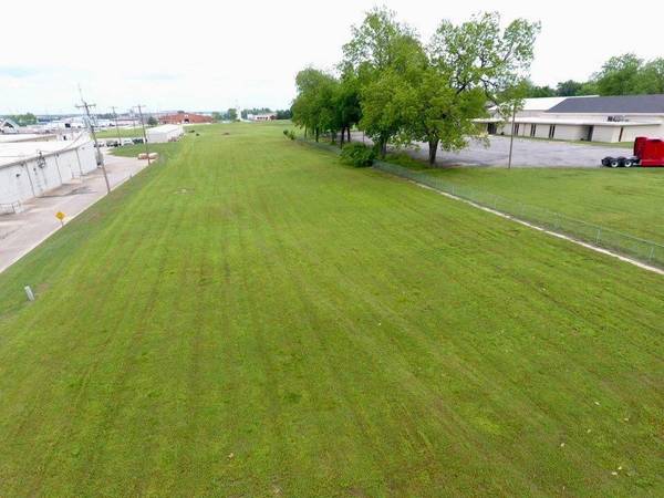 710 N Country Club Street, Ada, OK 74820