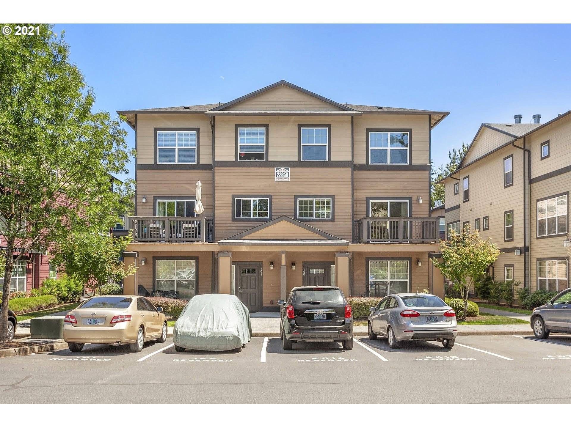 Sherwood, OR 97140,22856 SW FOREST CREEK DR #200