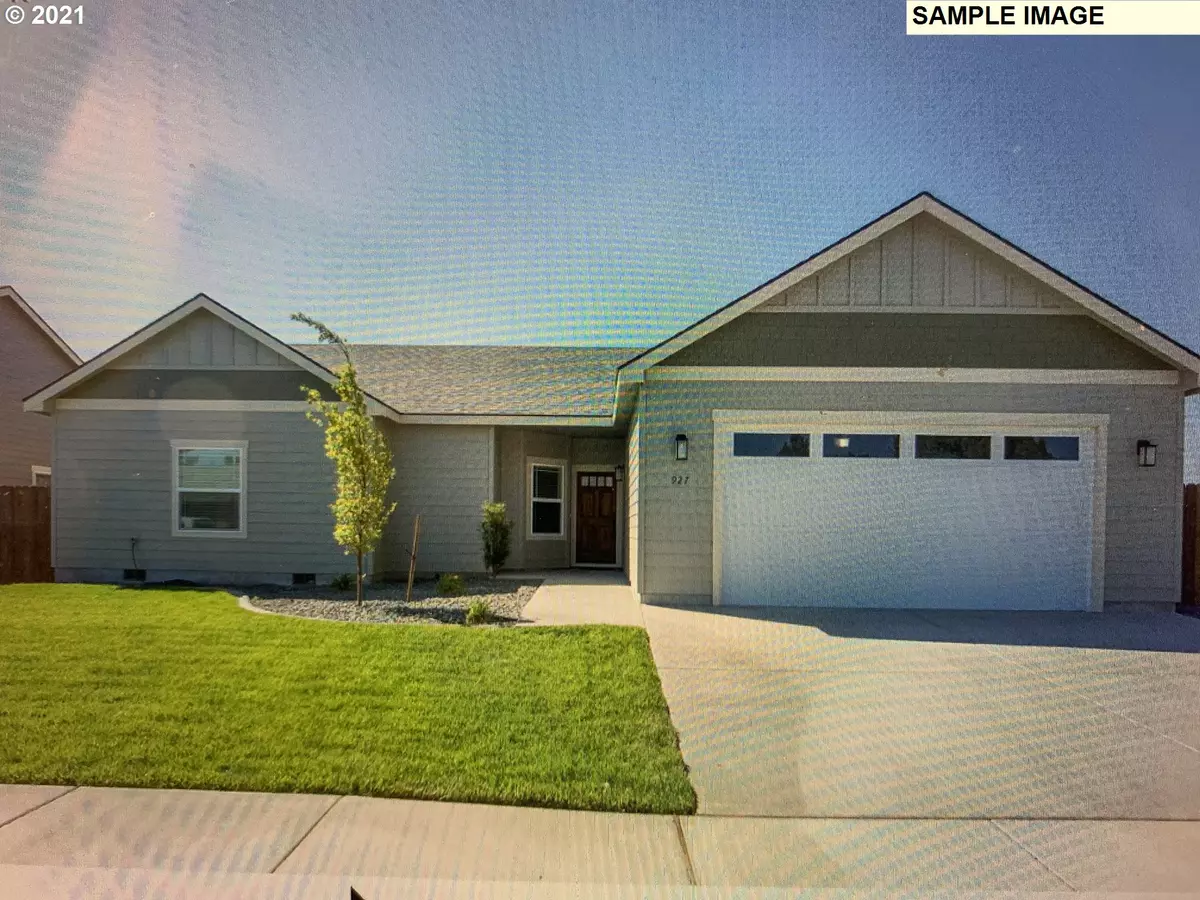 Hermiston, OR 97838,814 SW Coyote DR