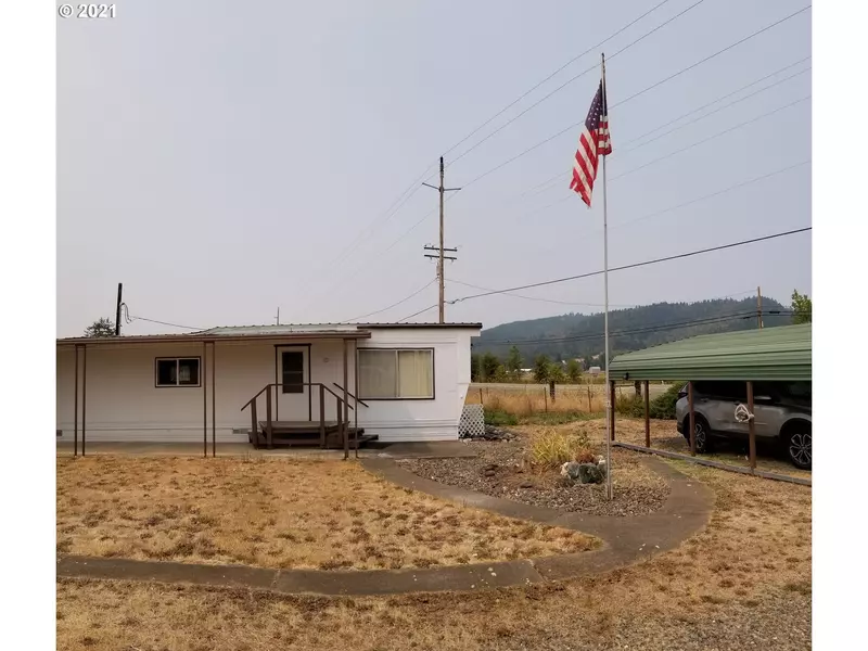 3397 NONPAREIL RD, Sutherlin, OR 97479