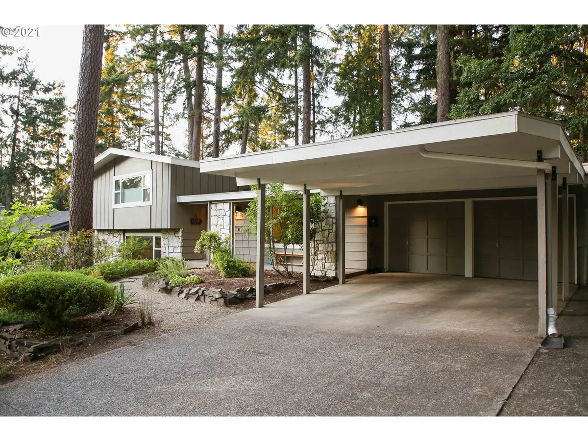 Eugene, OR 97405,4775 BROOKWOOD ST