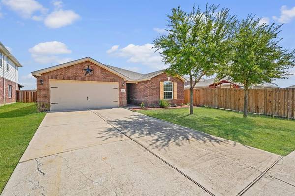 2105 Fresia Lane, Forney, TX 75126