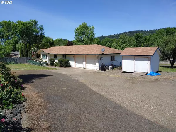 Sutherlin, OR 97479,1229 SOUTH SIDE RD