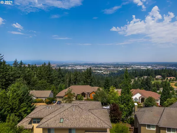 Eugene, OR 97405,3272 WINTERCREEK DR