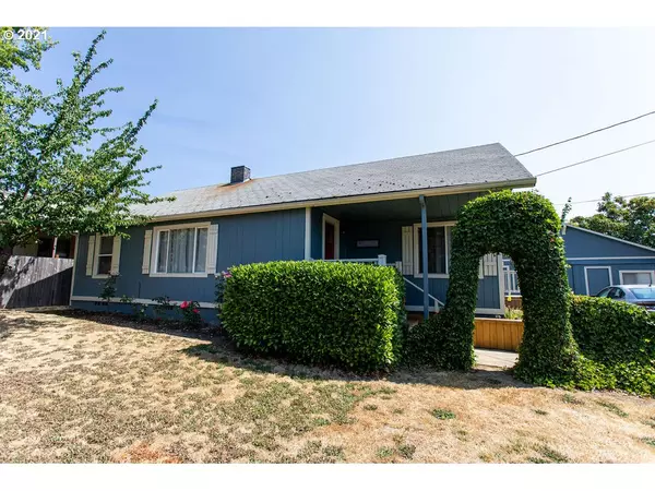 Sutherlin, OR 97479,226 ROBINSON ST