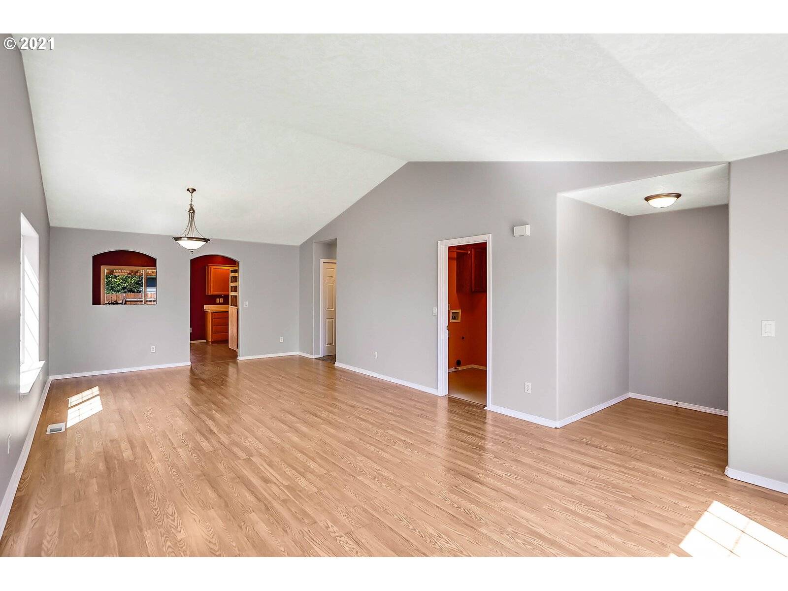 Salem, OR 97305,4805 BAYNE ST