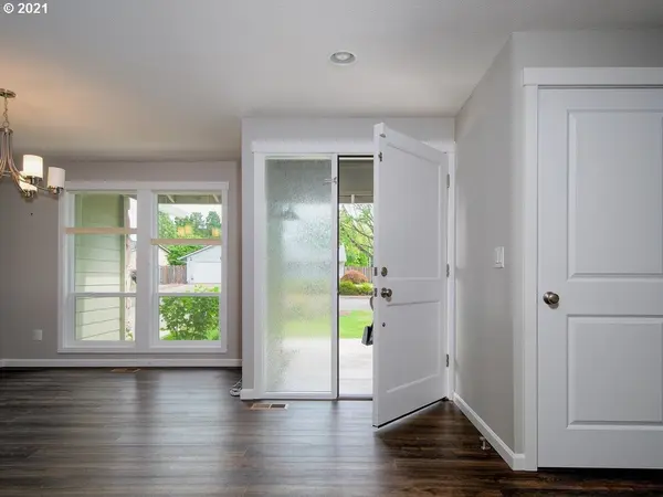 9220 SW PARKVIEW LOOP, Beaverton, OR 97008