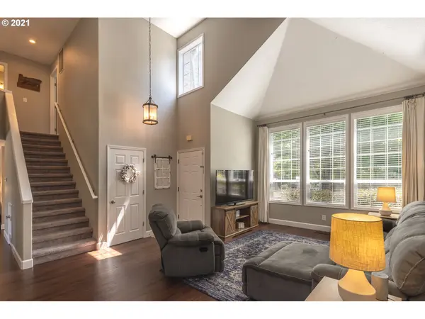 14583 NW Dawnwood DR, Portland, OR 97229