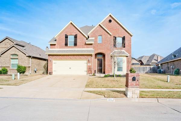 1004 Viburnum Drive,  Fort Worth,  TX 76131