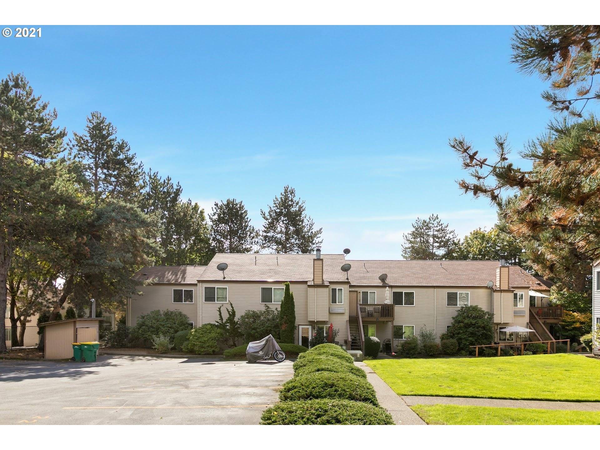 12010 SW CONESTOGA DR, Beaverton, OR 97008
