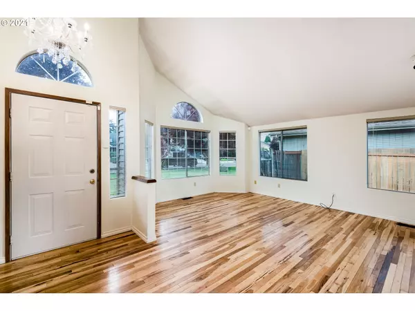 Eugene, OR 97402,2077 ASSUMPTION ST