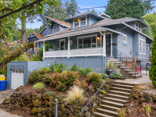 6815 S VIRGINIA AVE, Portland, OR 97219