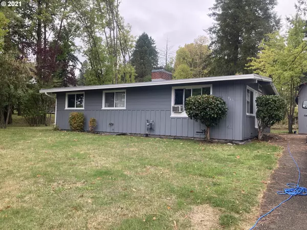 Sutherlin, OR 97479,915 E FOURTH AVE