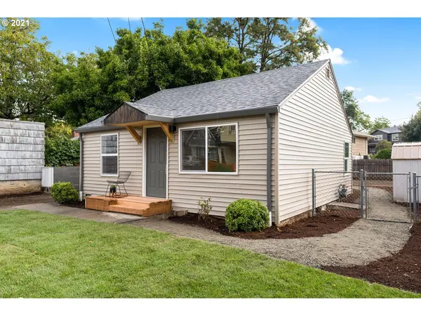 7944 SE 45TH AVE, Portland, OR 97206