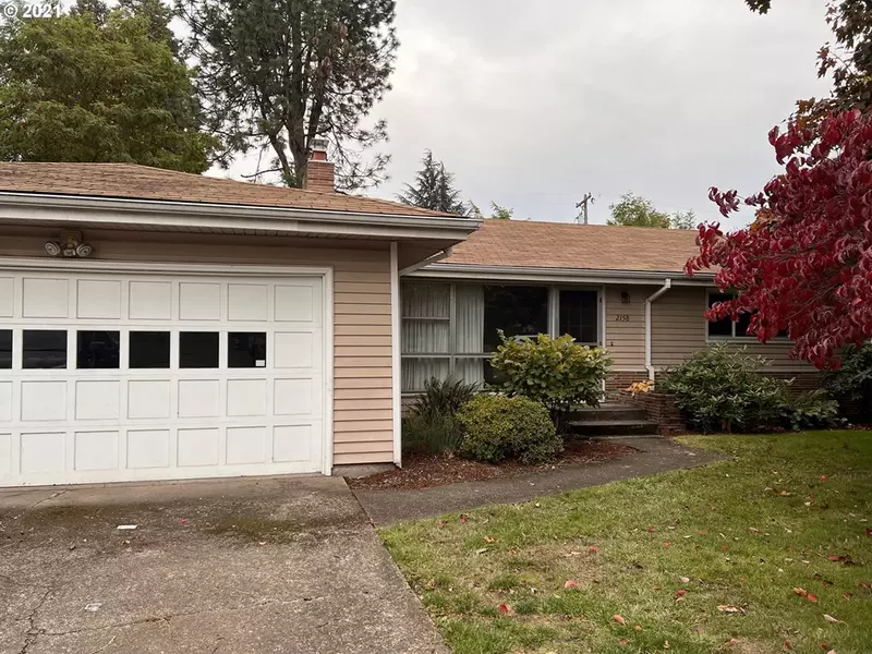 2158 CAL YOUNG RD, Eugene, OR 97401