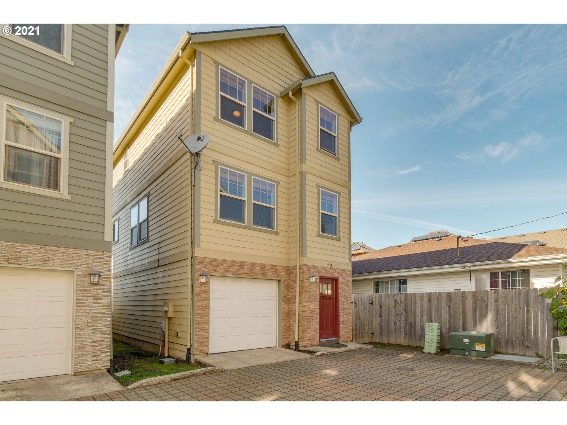 Portland, OR 97266,4757 SE 121ST PL