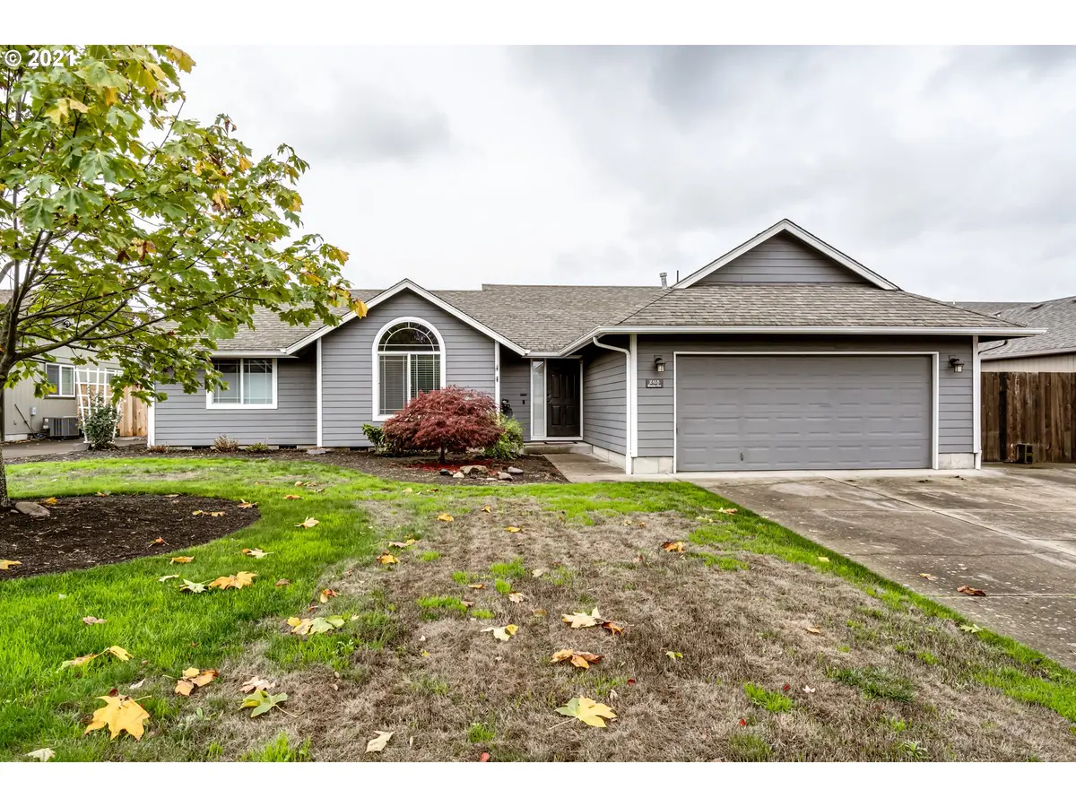 2418 BOWTIE AVE, Eugene, OR 97404