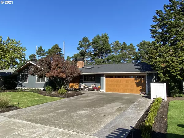 Portland, OR 97225,9015 SW WOODSIDE DR