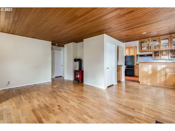 Eugene, OR 97405,2440 HARRIS ST