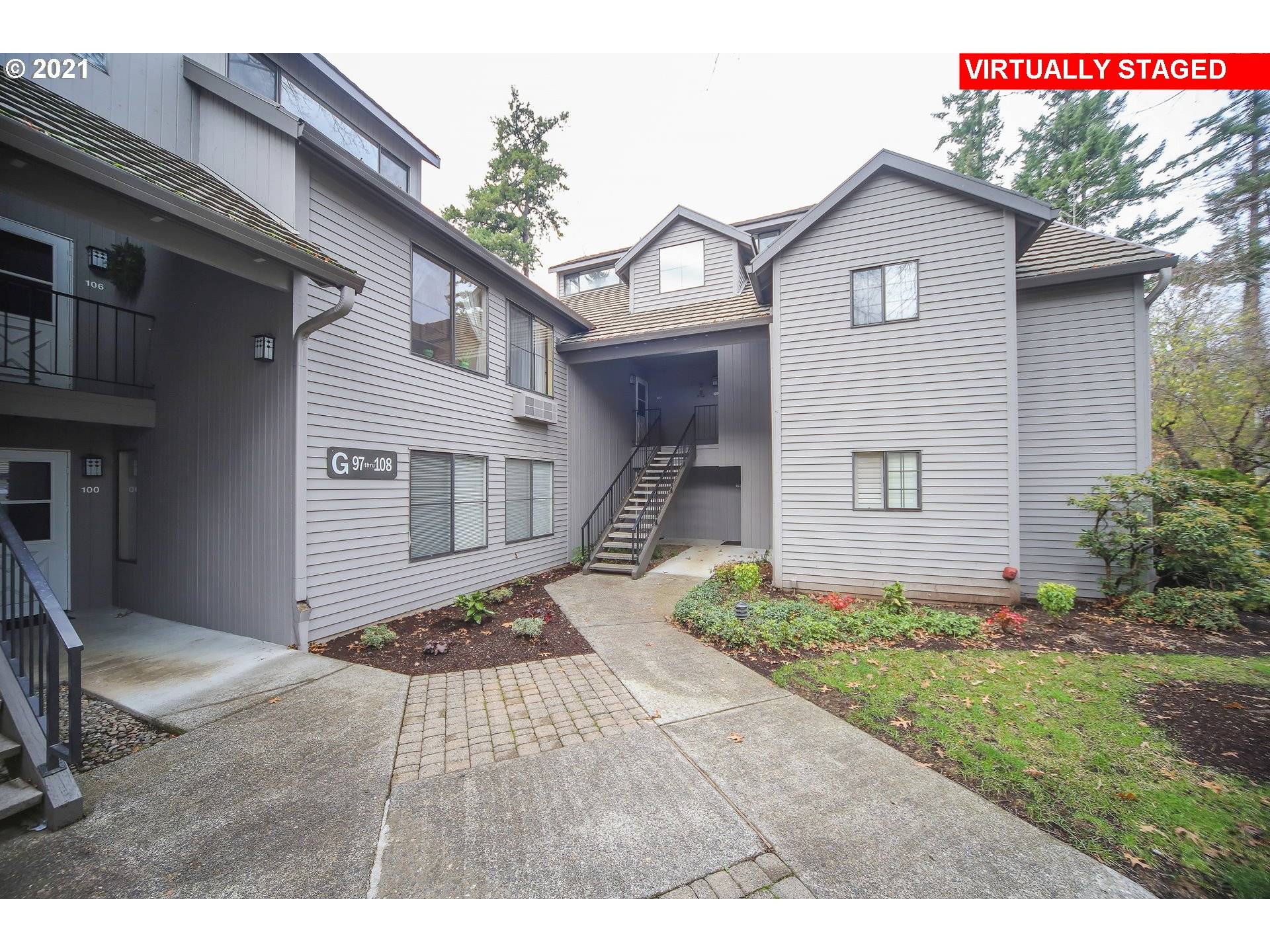 Lake Oswego, OR 97035,4000 CARMAN DR #G108