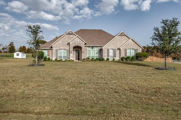 7117 Deerfield Drive, Mansfield, TX 76063