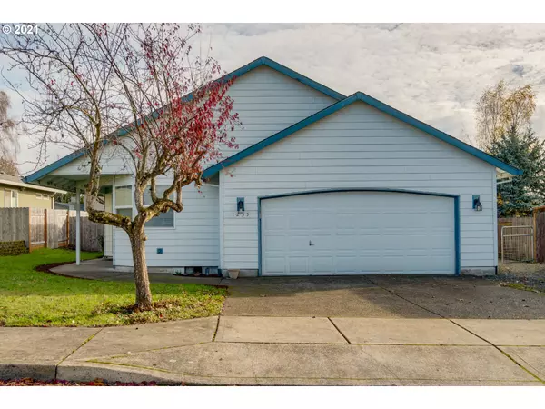 Dundee, OR 97115,1235 SW FIR CT