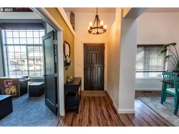 Eugene, OR 97404,1090 BROTHERTON AVE