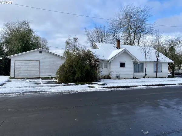 859 L ST, Springfield, OR 97477